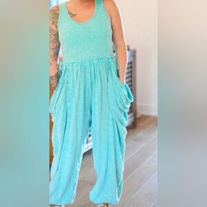 Oli & Hali Soft Jogger Style Jumpsuit Size M Color Light Teal New Without Tag